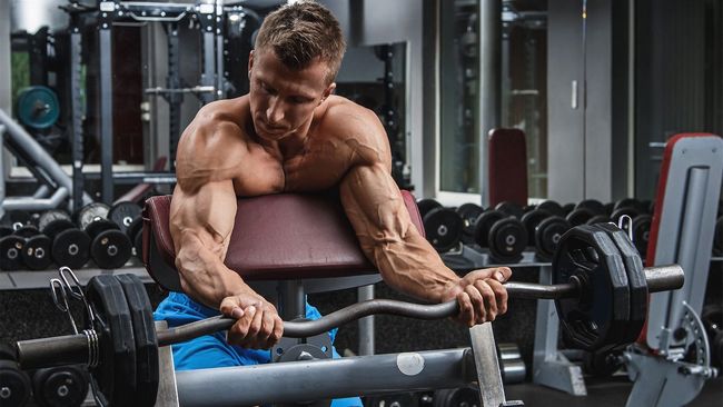 Wie Wachstumshormon Bodybuildern hilft, Übertraining zu vermeiden